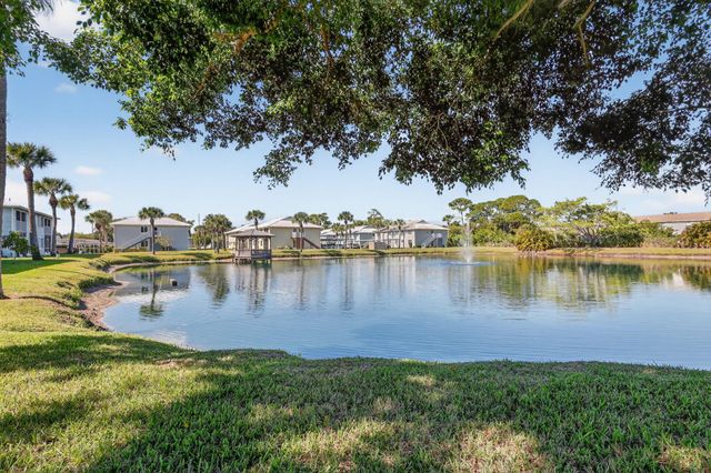 188 SE Village Drive 188, Port St Lucie, FL 34952