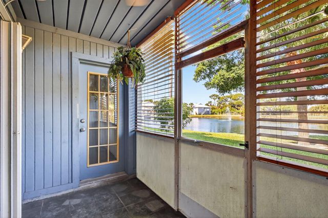 188 SE Village Drive 188, Port St Lucie, FL 34952