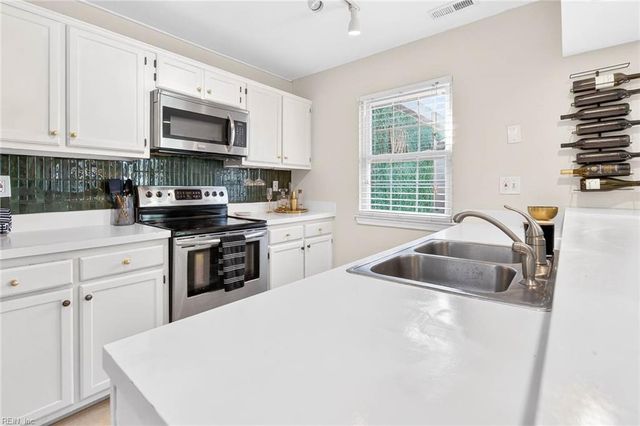 4508 Indies CT, Virginia Beach, VA 23462