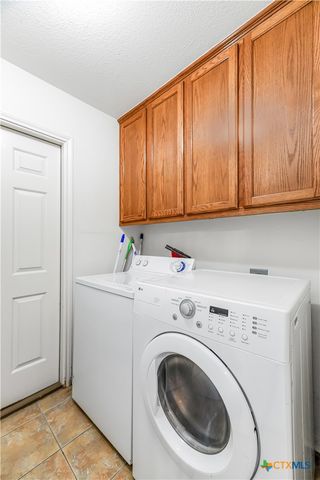 330 Macon Creek, Victoria, TX 77901