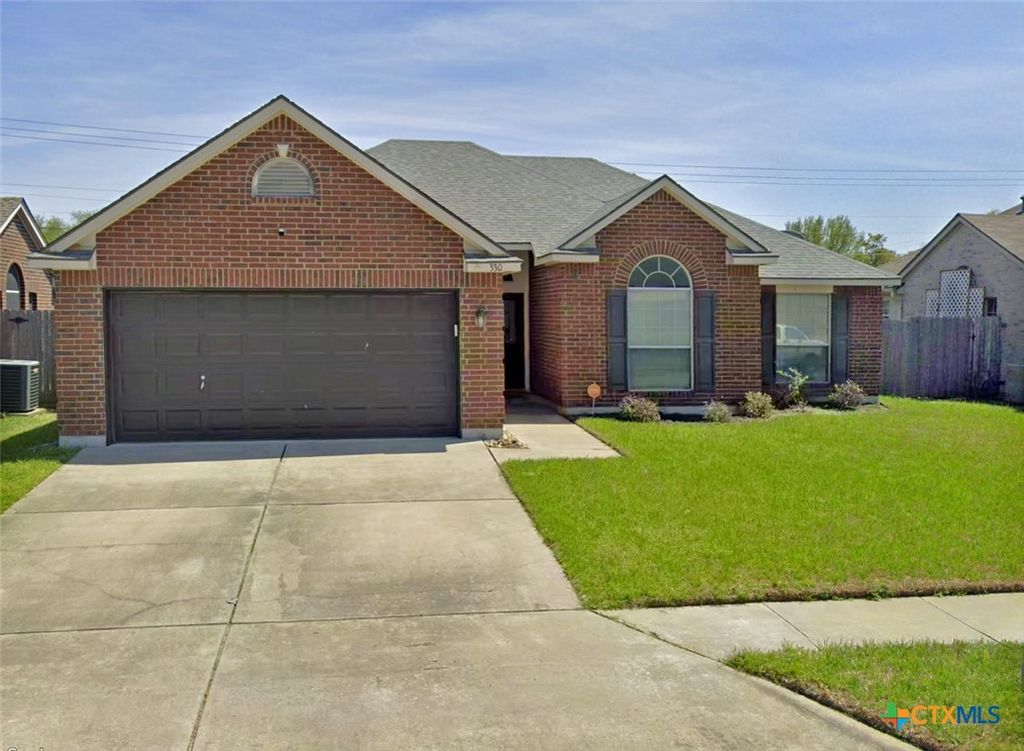 330 Macon Creek, Victoria, TX 77901