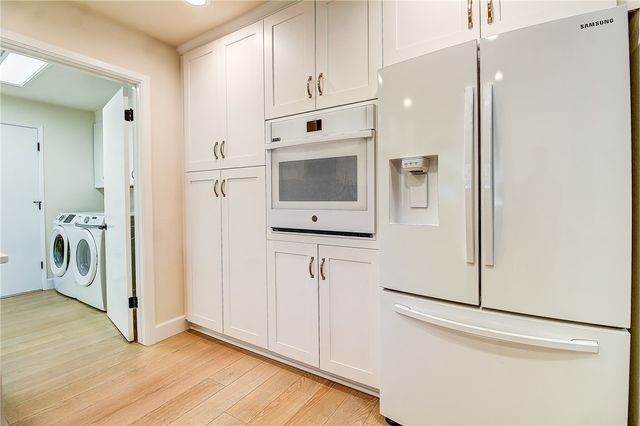 732 Via Zapata, Riverside, CA 92507