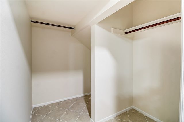 732 Via Zapata, Riverside, CA 92507