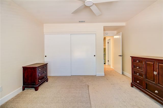 732 Via Zapata, Riverside, CA 92507
