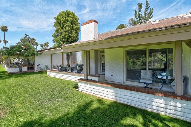 732 Via Zapata, Riverside, CA 92507