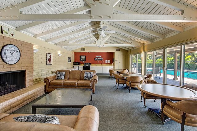 732 Via Zapata, Riverside, CA 92507