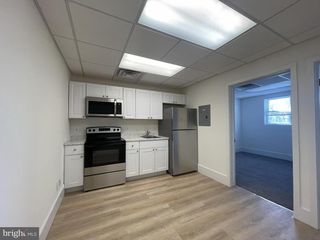 200 HIGH ST W, Glassboro, NJ 08028