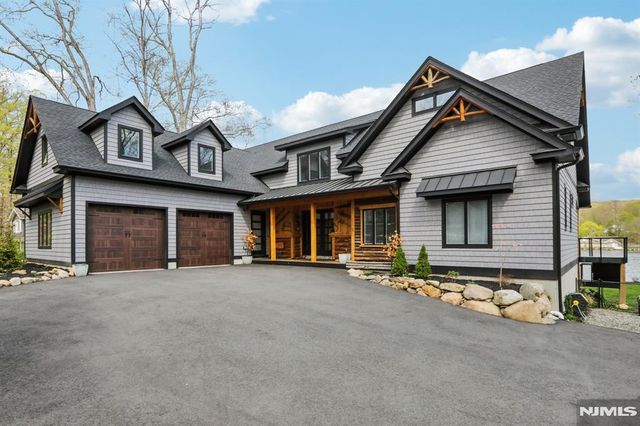 259 Cupsaw Drive, Ringwood, NJ 07456