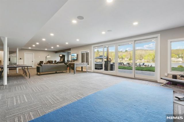 259 Cupsaw Drive, Ringwood, NJ 07456