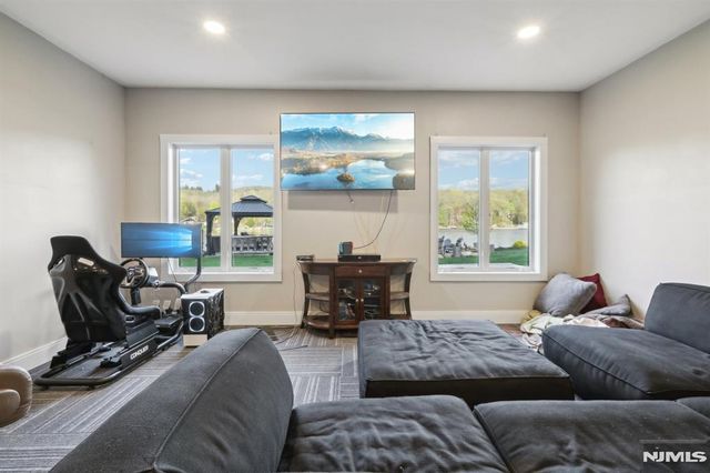 259 Cupsaw Drive, Ringwood, NJ 07456