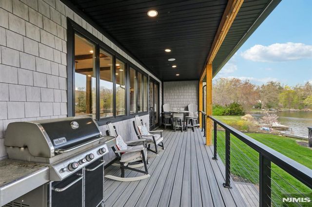 259 Cupsaw Drive, Ringwood, NJ 07456