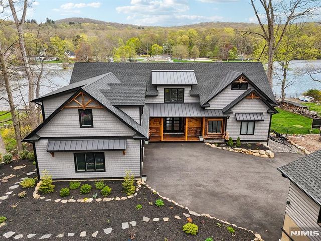 259 Cupsaw Drive, Ringwood, NJ 07456