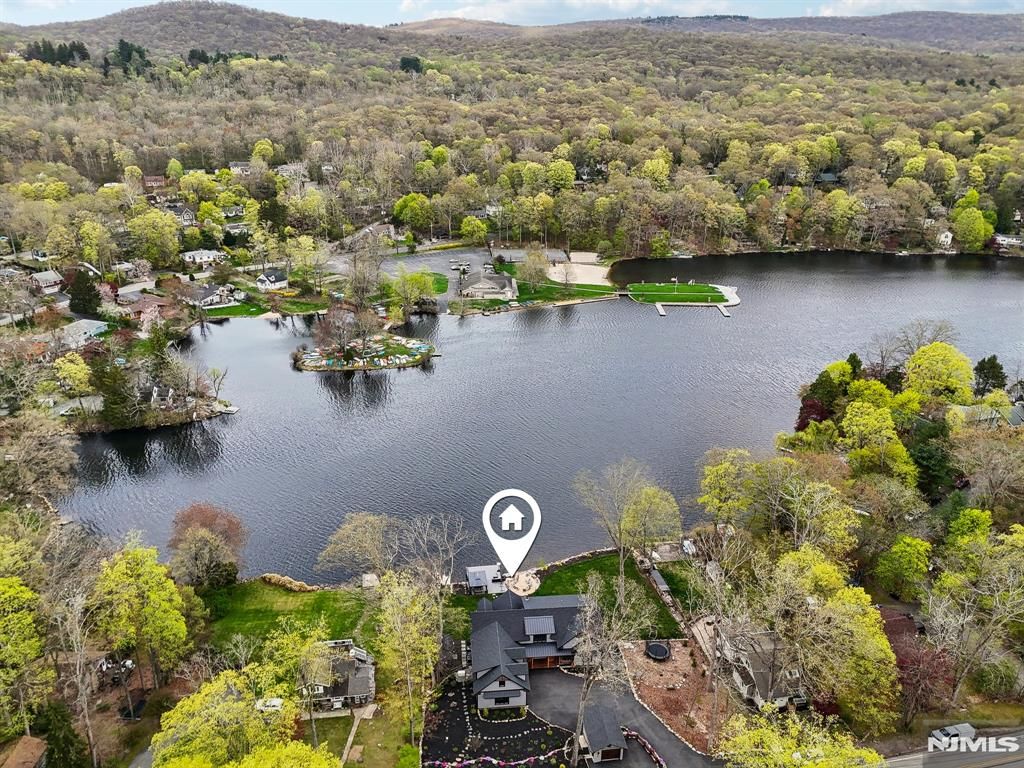 259 Cupsaw Drive, Ringwood, NJ 07456