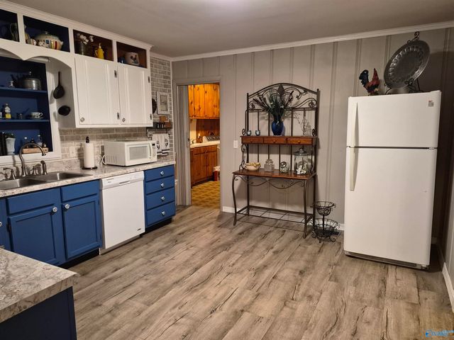 107 New Hope Cedar Point Rd, New Hope, AL 35760