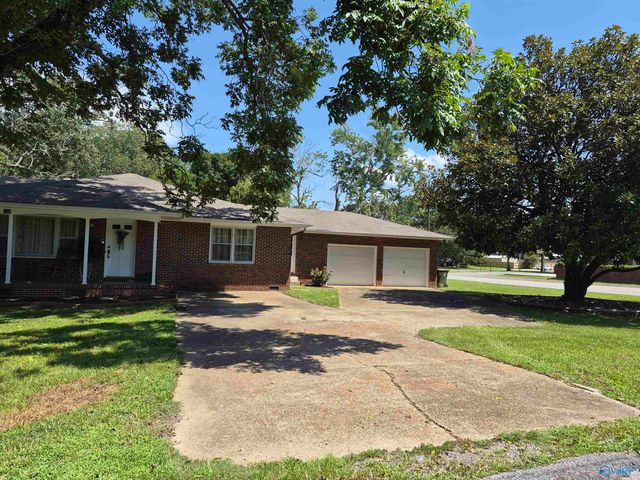 107 New Hope Cedar Point Rd, New Hope, AL 35760