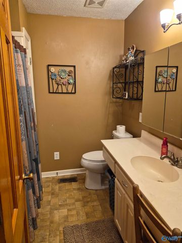 107 New Hope Cedar Point Rd, New Hope, AL 35760