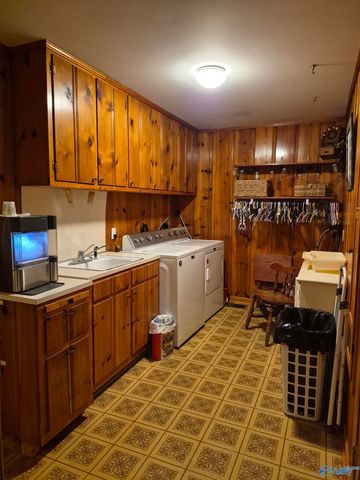 107 New Hope Cedar Point Rd, New Hope, AL 35760