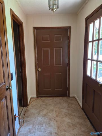 107 New Hope Cedar Point Rd, New Hope, AL 35760