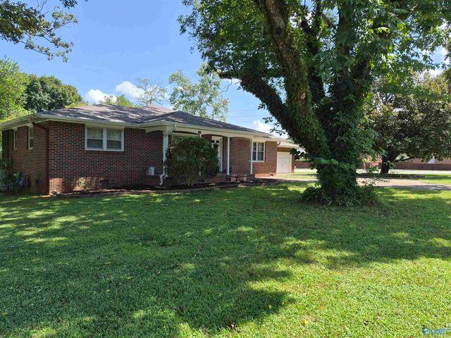 107 New Hope Cedar Point Rd, New Hope, AL 35760