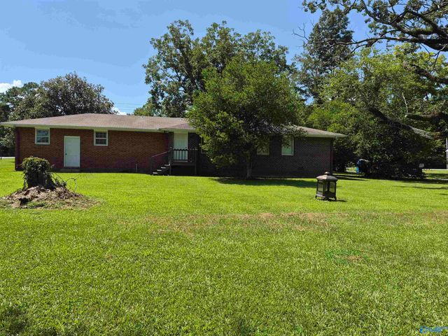 107 New Hope Cedar Point Rd, New Hope, AL 35760