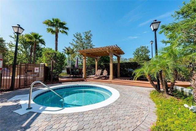 737 CREST PINES DRIVE 612, Orlando, FL 32828