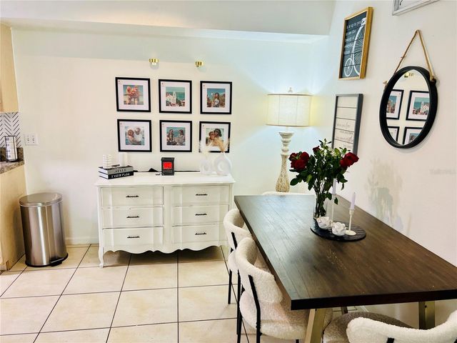 737 CREST PINES DRIVE 612, Orlando, FL 32828