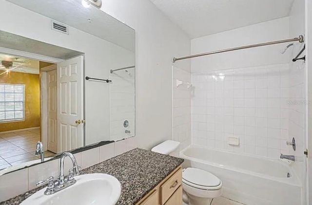 737 CREST PINES DRIVE 612, Orlando, FL 32828