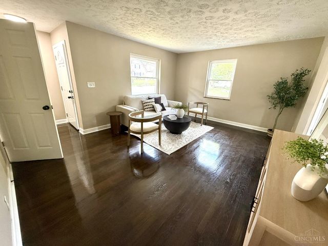 6824 Salem Road, Cincinnati, OH 45230