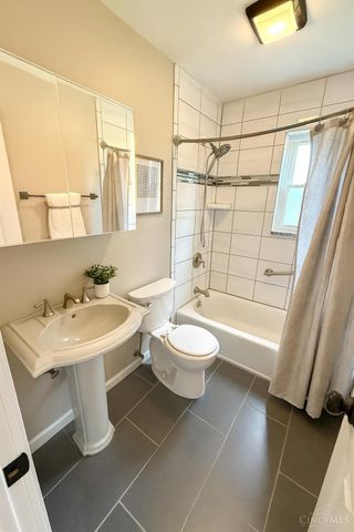 6824 Salem Road, Cincinnati, OH 45230