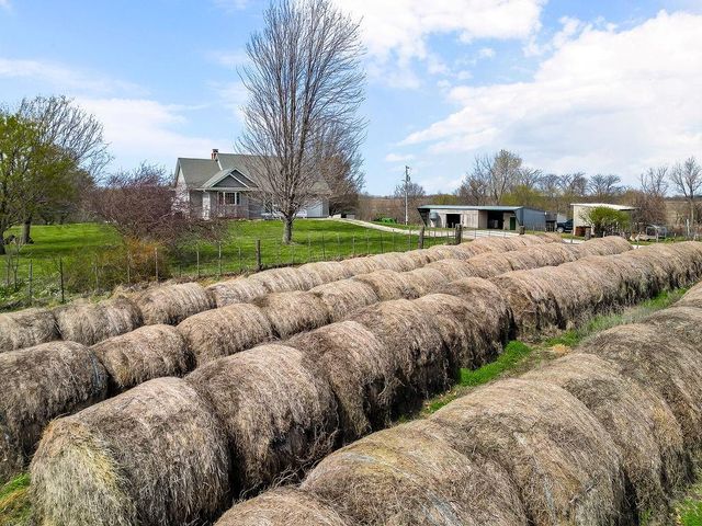 862 SW 1651 Road, Holden, MO 64040