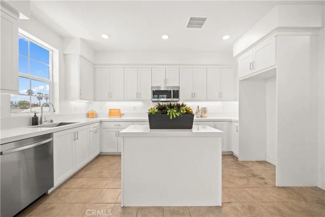155 W LA PALMA Avenue 2, Anaheim, CA 92801