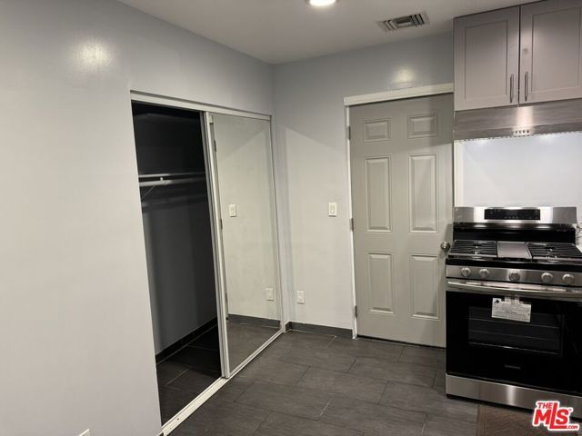 15746 Magnolia Boulevard, Encino (los Angeles), CA 91436