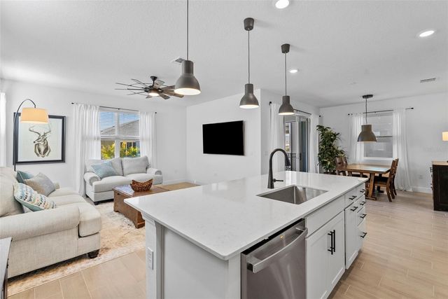 6026 JENSEN VIEW AVENUE, Apollo Beach, FL 33572