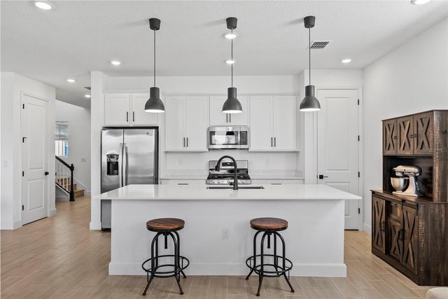 6026 JENSEN VIEW AVENUE, Apollo Beach, FL 33572