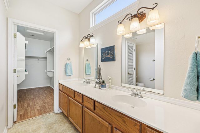 323 Crockett LOOP, Georgetown, TX 78633