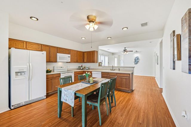 323 Crockett LOOP, Georgetown, TX 78633