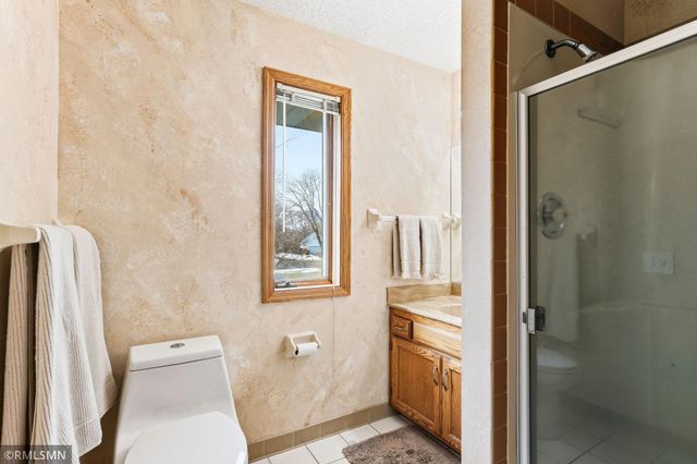 4865 Cottonwood Lane N, Plymouth, MN 55442