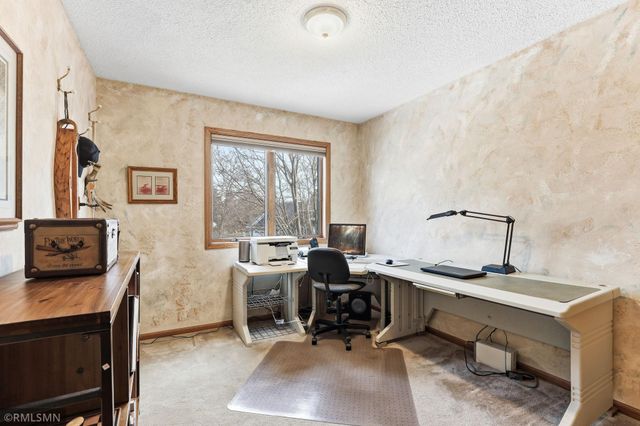 4865 Cottonwood Lane N, Plymouth, MN 55442