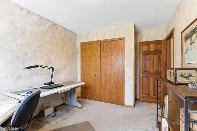 4865 Cottonwood Lane N, Plymouth, MN 55442