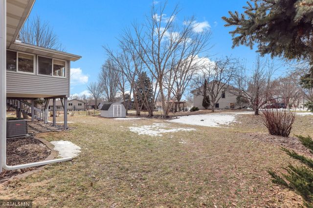 4865 Cottonwood Lane N, Plymouth, MN 55442