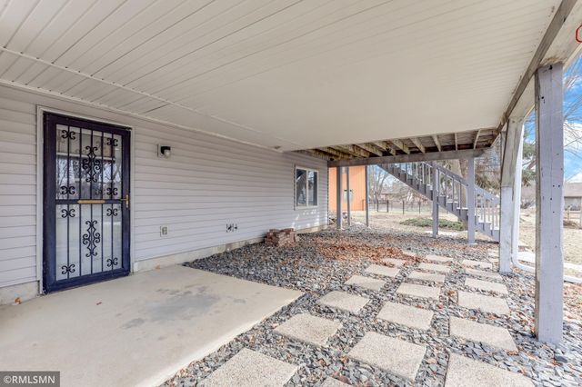 4865 Cottonwood Lane N, Plymouth, MN 55442