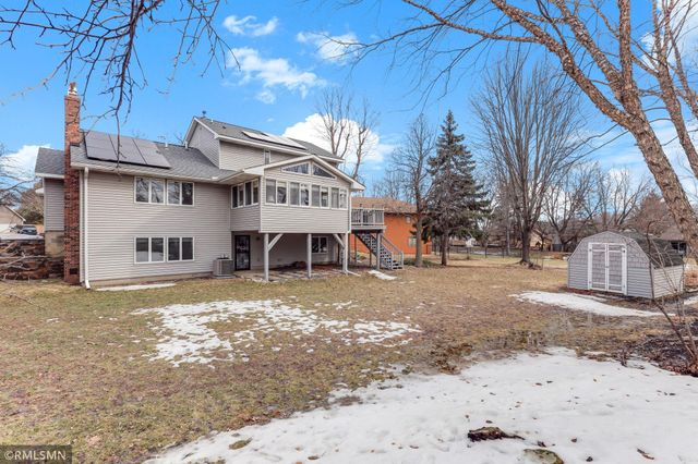 4865 Cottonwood Lane N, Plymouth, MN 55442