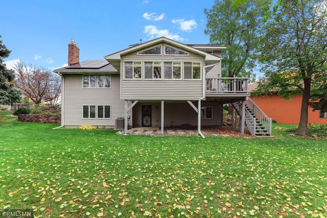 4865 Cottonwood Lane N, Plymouth, MN 55442