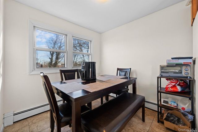 733 14th Street, West Babylon, NY 11704