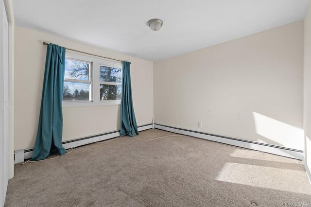 733 14th Street, West Babylon, NY 11704