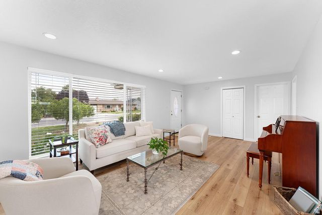 266 E 6790 S, Midvale, UT 84047