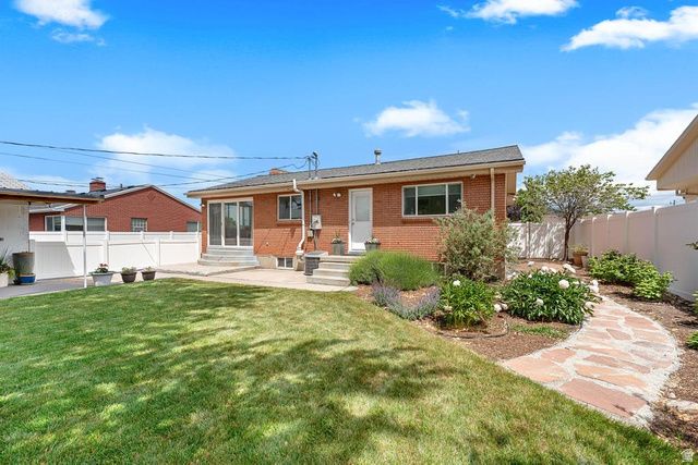 266 E 6790 S, Midvale, UT 84047