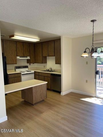 286 Oakleaf Drive 35, Thousand Oaks, CA 91360