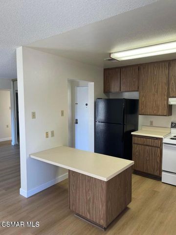 286 Oakleaf Drive 35, Thousand Oaks, CA 91360