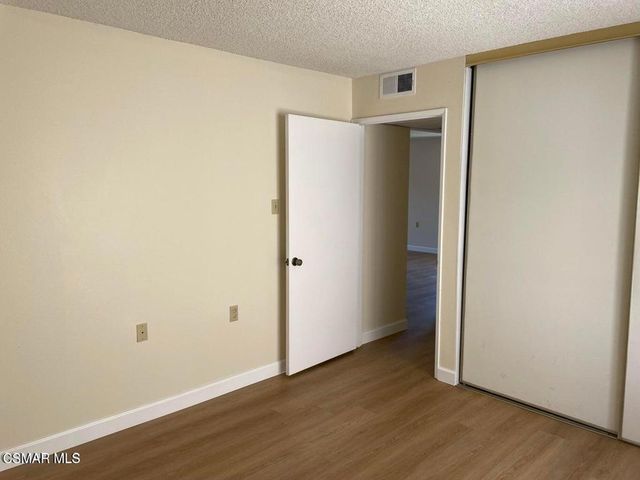 286 Oakleaf Drive 35, Thousand Oaks, CA 91360